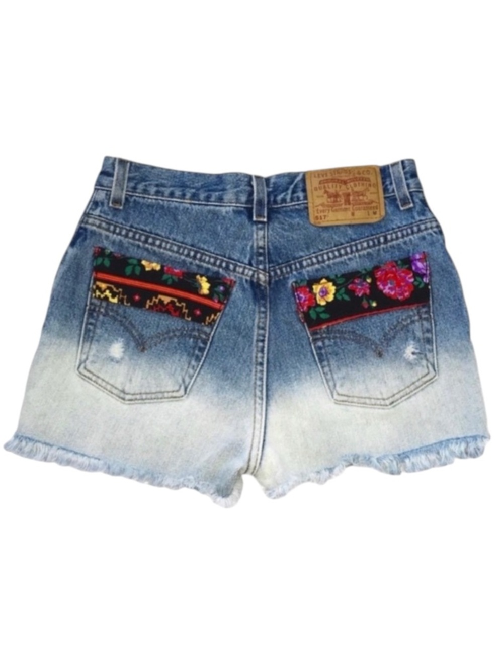 new LF Furst of a Kind ✿ Levi's® 517’s® Floral Trim Cut Off Denim Jeans Short ✿ - Picture 14 of 16